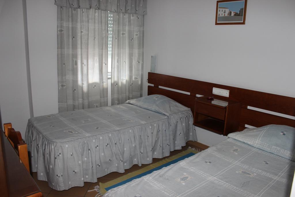 Hotel Dom Fernando I Loulé Zimmer foto